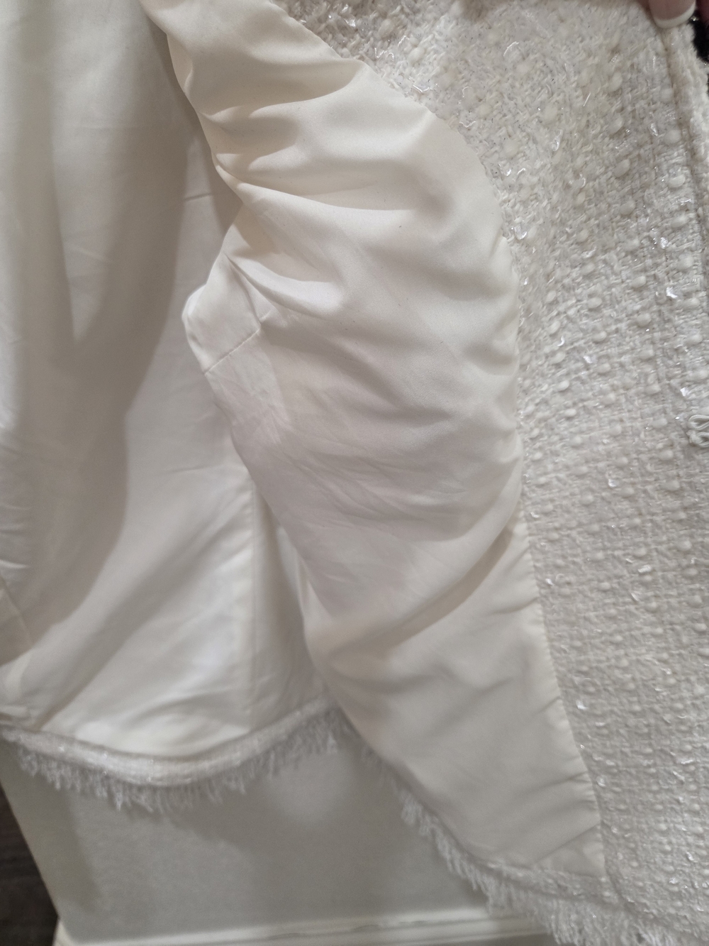 Aqua Ivory Tweed Open-Front Blazer with Black Trim - Picture 5 of 6